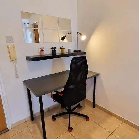 شقة Sunny 2br Heart Of لارنكا
