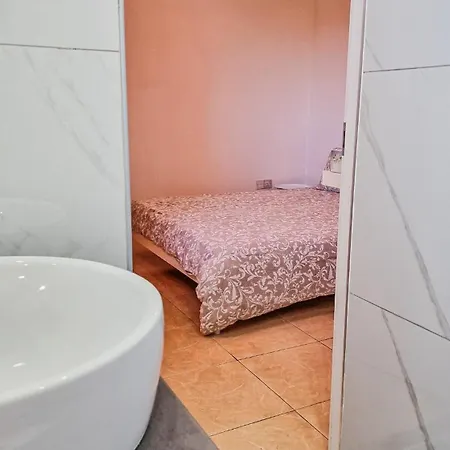 Sunny 2br Heart Of Larnaca